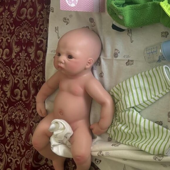 🆕17 Inch Realistic Full Silicone Lifelike Reborn Baby Doll Girl With Open Eyes - Picture 2 of 11